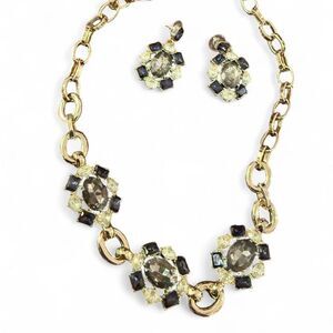 Gold tone necklace and earrings set
